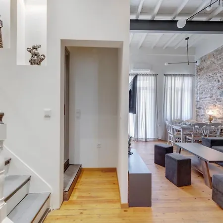 Apartment The Heart Of Syra - Your In Ermoupolis