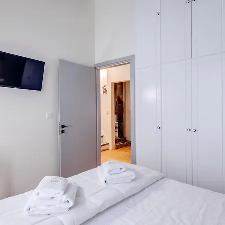 Apartment The Heart Of Syra - Your In Ermoupolis Ermoupoli