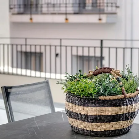 Apartment The Heart Of Syra - Your In Ermoupolis *