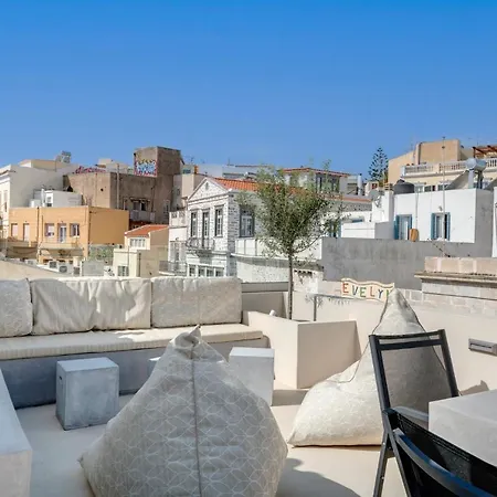 Apartment The Heart Of Syra - Your In Ermoupolis