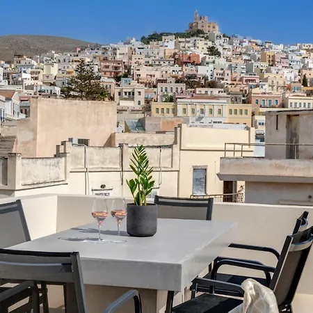 The Heart Of Syra - Your In Ermoupolis *