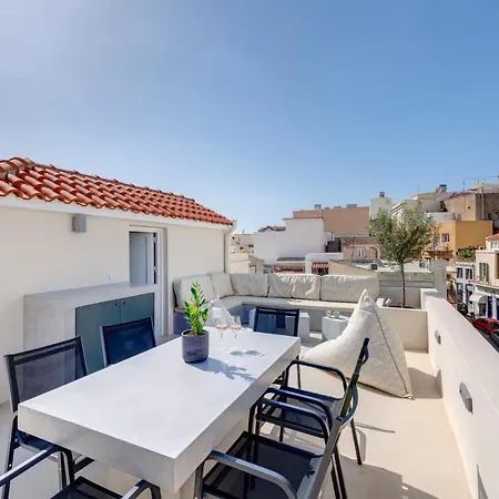 The Heart Of Syra - Your In Ermoupolis Appartement *