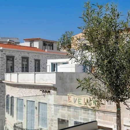 The Heart Of Syra - Your In Apartamento *