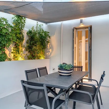 The Heart Of Syra - Your In