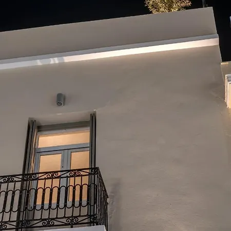 The Heart Of Syra - Your In Apartamento *