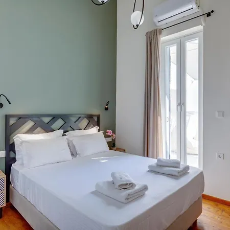 The Heart Of Syra - Your In Ermoupolis Apartment