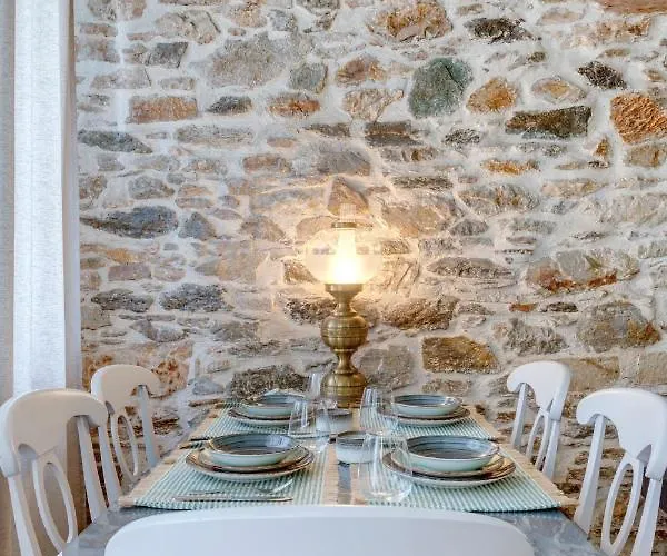 The Heart Of Syra - Your In Daire Ermoupoli