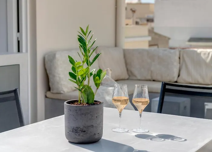 The Heart Of Syra - Your In Daire