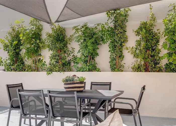 The Heart Of Syra - Your In Ermoupoli